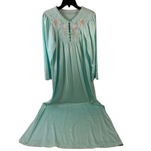 Shadowline 100 nylon gown blue flower neckline medium m